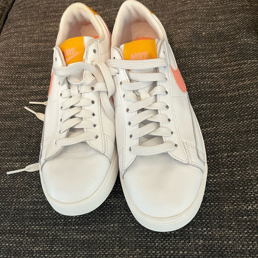 Mike low top blazers